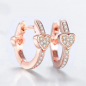 Preview: Exquisite Moissanit-Herz-Creolen in Roségold